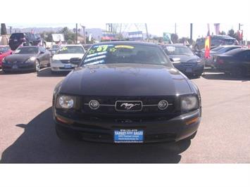 2007 Ford Mustang V6 Deluxe   - Photo 2 - North Hollywood, CA 91606