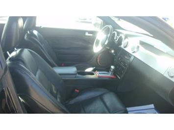 2007 Ford Mustang V6 Deluxe   - Photo 8 - North Hollywood, CA 91606