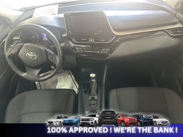 2021 Toyota C-HR LE - Photo 7 - Naples, FL 34112