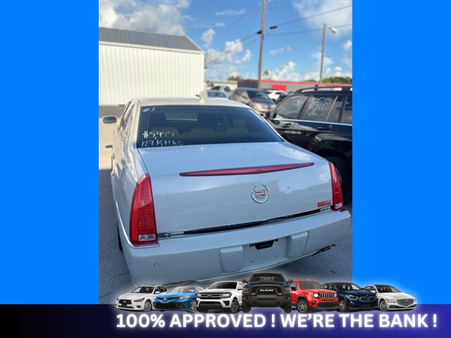 2011 Cadillac DTS Premium Collection   - Photo 3 - Naples, FL 34112