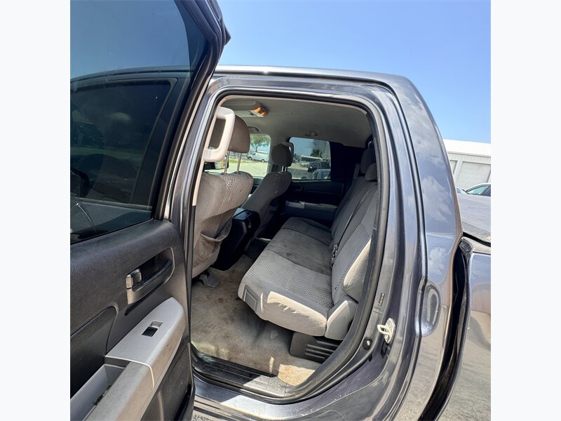 2008 Toyota Tundra SR5   - Photo 11 - Naples, FL 34112