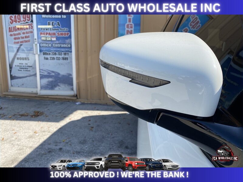 2017 Nissan Pathfinder S - Photo 6 - Naples, FL 34112