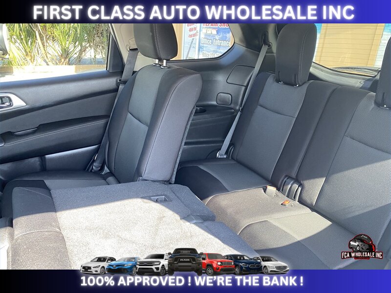 2017 Nissan Pathfinder S - Photo 13 - Naples, FL 34112