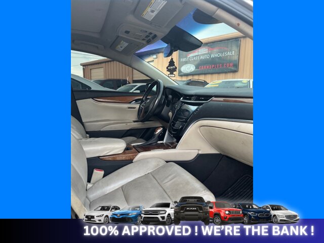 2019 Cadillac XTS Luxury   - Photo 6 - Naples, FL 34112