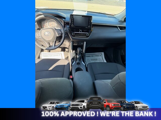 2022 Toyota Corolla Cross LE   - Photo 11 - Naples, FL 34112