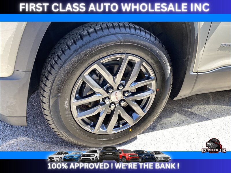 2017 GMC Acadia SLT-1   - Photo 32 - Naples, FL 34112