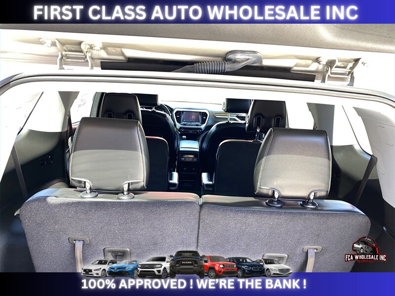 2017 GMC Acadia SLT-1   - Photo 10 - Naples, FL 34112