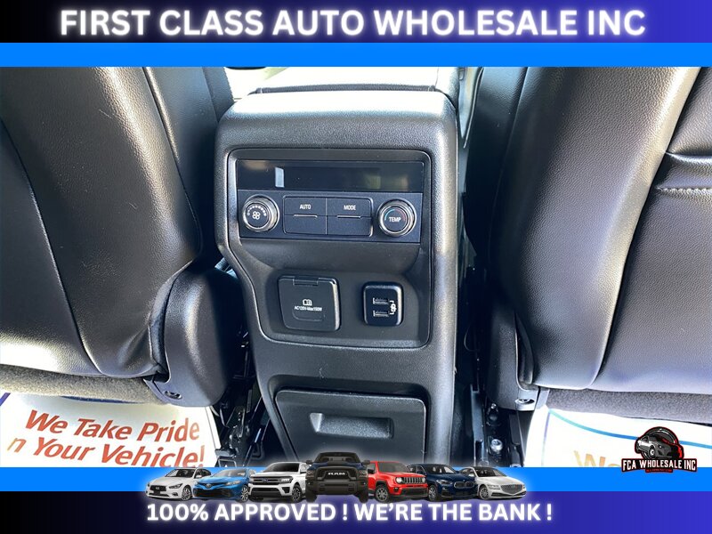 2017 GMC Acadia SLT-1   - Photo 43 - Naples, FL 34112