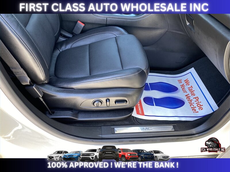 2017 GMC Acadia SLT-1   - Photo 24 - Naples, FL 34112