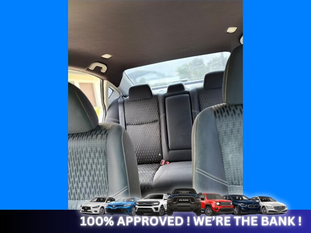 2017 Nissan Altima 2.5 - Photo 4 - Naples, FL 34112