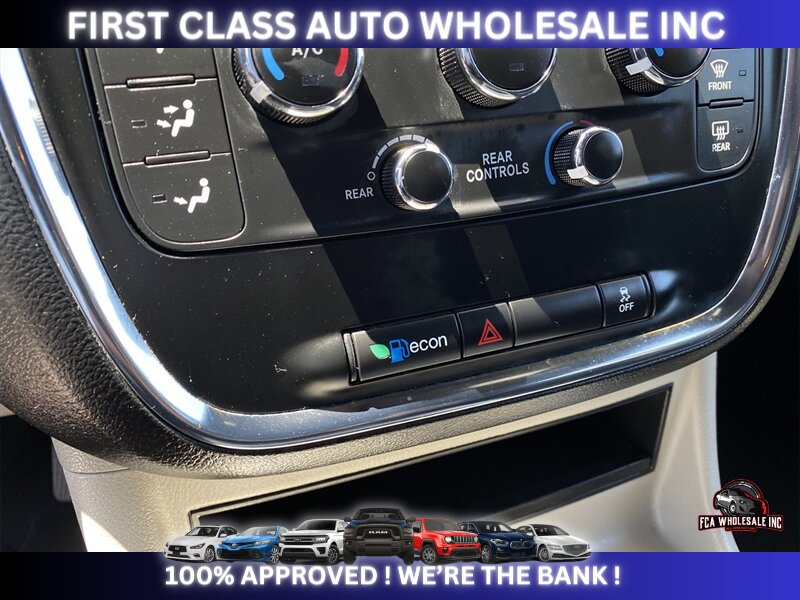 2019 Dodge Grand Caravan SXT - Photo 19 - Naples, FL 34112