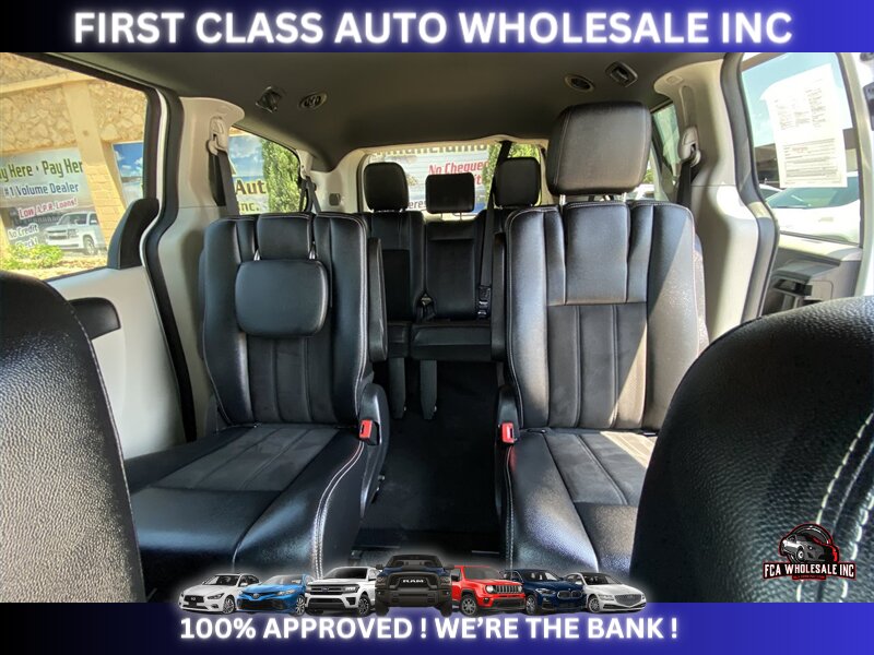 2019 Dodge Grand Caravan SXT - Photo 21 - Naples, FL 34112