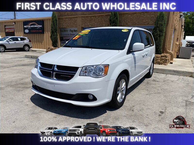 2019 Dodge Grand Caravan SXT - Photo 1 - Naples, FL 34112