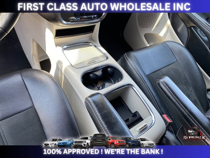 2019 Dodge Grand Caravan SXT - Photo 15 - Naples, FL 34112