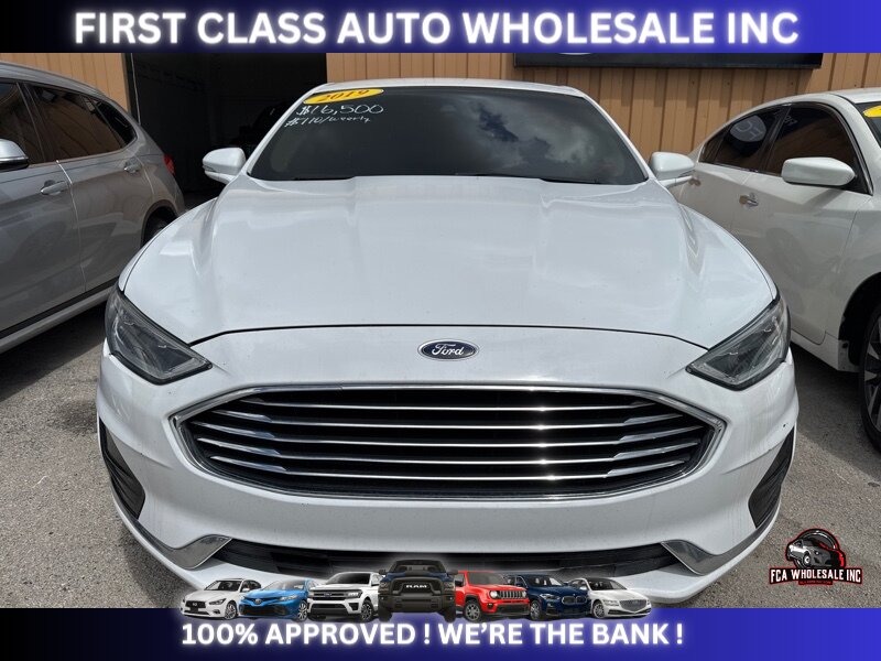 2019 Ford Fusion SEL   - Photo 3 - Naples, FL 34112