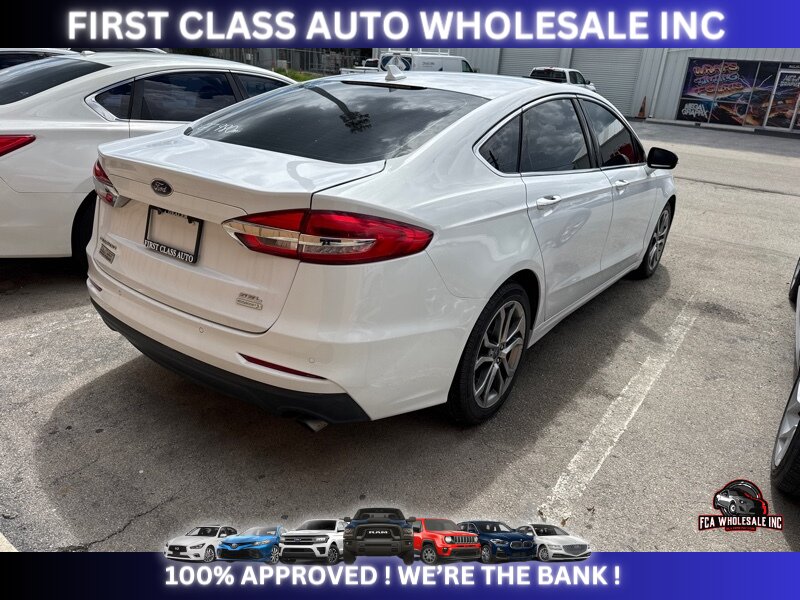 2019 Ford Fusion SEL   - Photo 7 - Naples, FL 34112