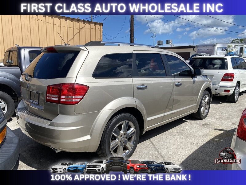 2009 Dodge Journey R/T   - Photo 3 - Naples, FL 34112