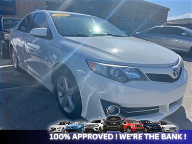2014 Toyota Camry SE - Photo 3 - Naples, FL 34112