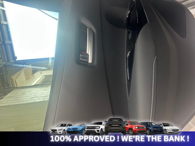 2025 Toyota Corolla Hatchback SE - Photo 7 - Naples, FL 34112