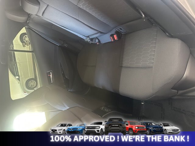 2025 Toyota Corolla Hatchback SE - Photo 6 - Naples, FL 34112