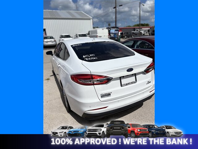 2019 Ford Fusion Hybrid SE   - Photo 15 - Naples, FL 34112