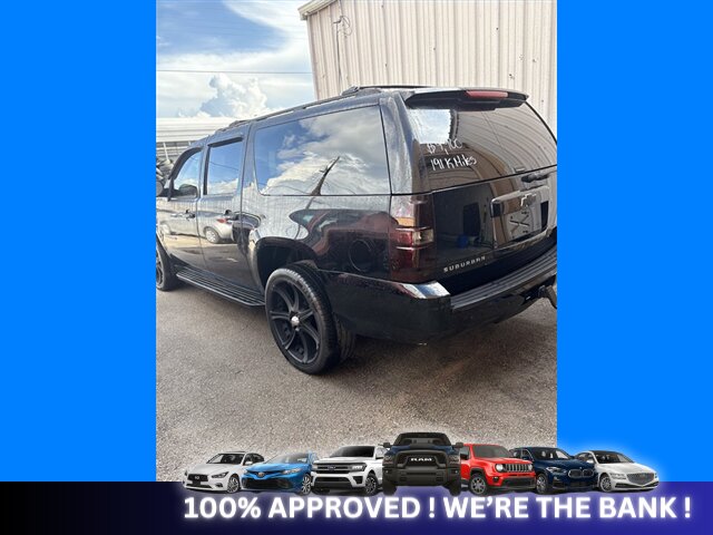2013 Chevrolet Suburban LT   - Photo 10 - Naples, FL 34112