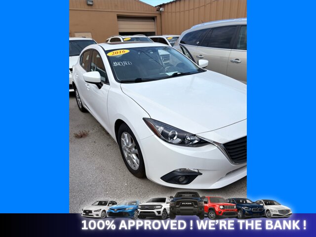 2016 Mazda Mazda3 i Touring   - Photo 4 - Naples, FL 34112