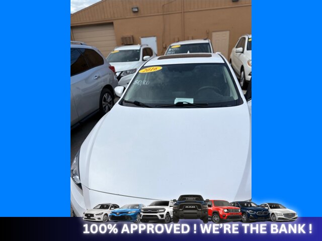 2016 Mazda Mazda3 i Touring   - Photo 3 - Naples, FL 34112