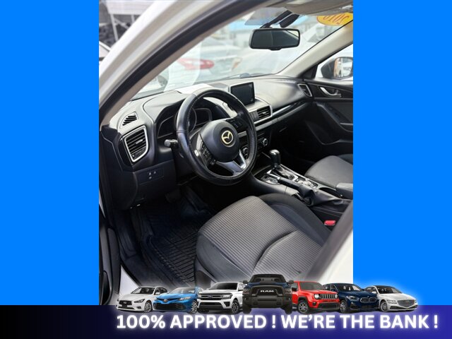 2016 Mazda Mazda3 i Touring   - Photo 6 - Naples, FL 34112