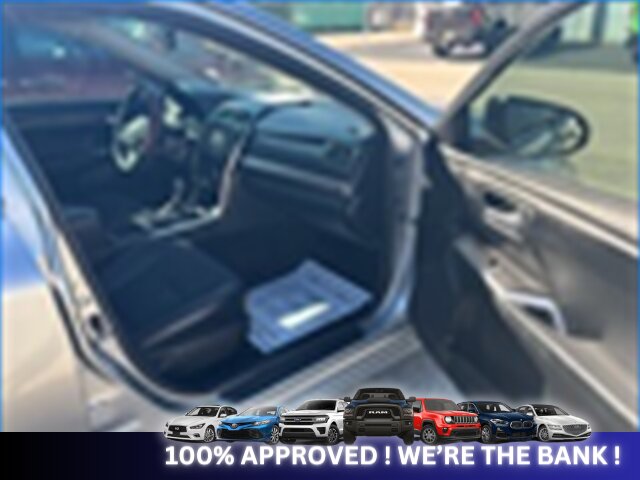 2017 Toyota Camry XSE - Photo 10 - Naples, FL 34112