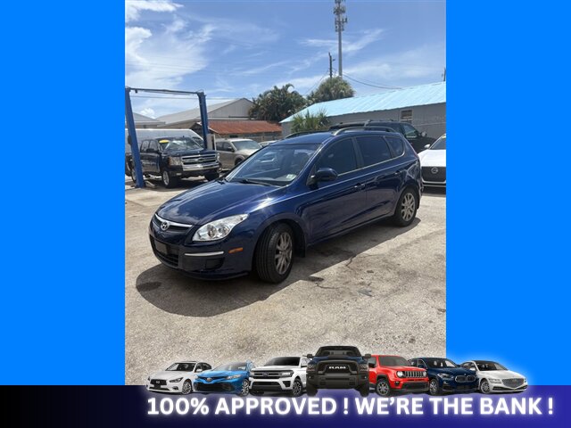 2012 Hyundai ELANTRA Touring SE   - Photo 2 - Naples, FL 34112