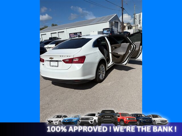 2018 Chevrolet Malibu LS - Photo 5 - Naples, FL 34112