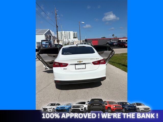 2018 Chevrolet Malibu LS - Photo 4 - Naples, FL 34112