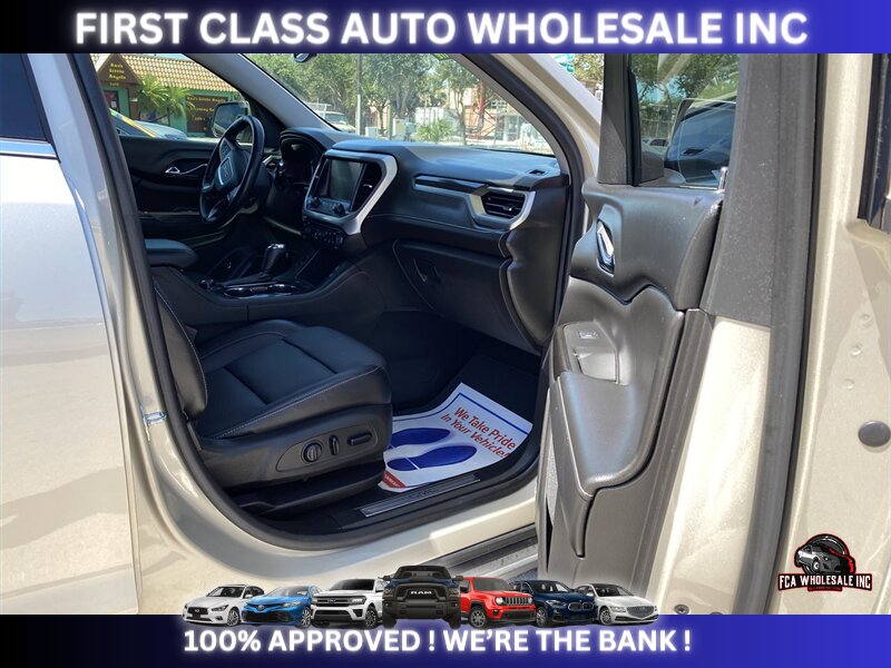 2017 GMC Acadia SLT-1   - Photo 20 - Naples, FL 34112