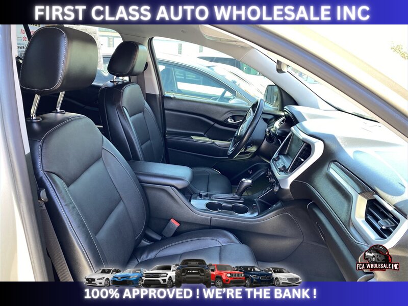 2017 GMC Acadia SLT-1   - Photo 22 - Naples, FL 34112