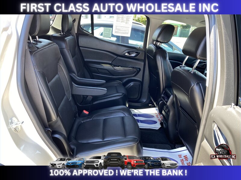 2017 GMC Acadia SLT-1   - Photo 14 - Naples, FL 34112