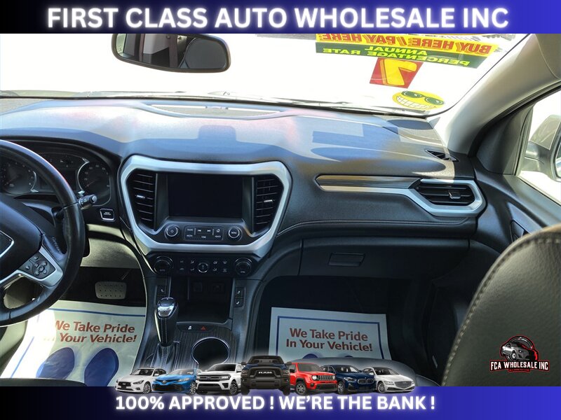 2017 GMC Acadia SLT-1   - Photo 19 - Naples, FL 34112