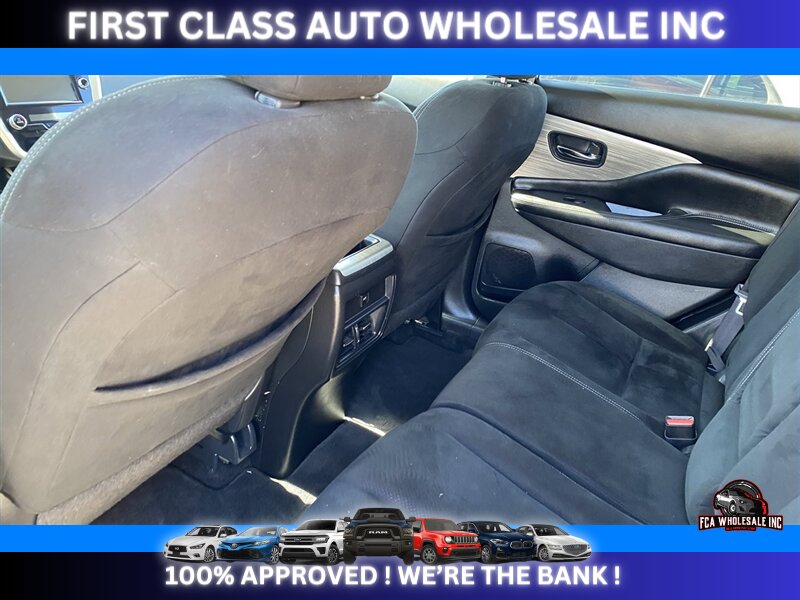 2018 Nissan Murano SV   - Photo 10 - Naples, FL 34112