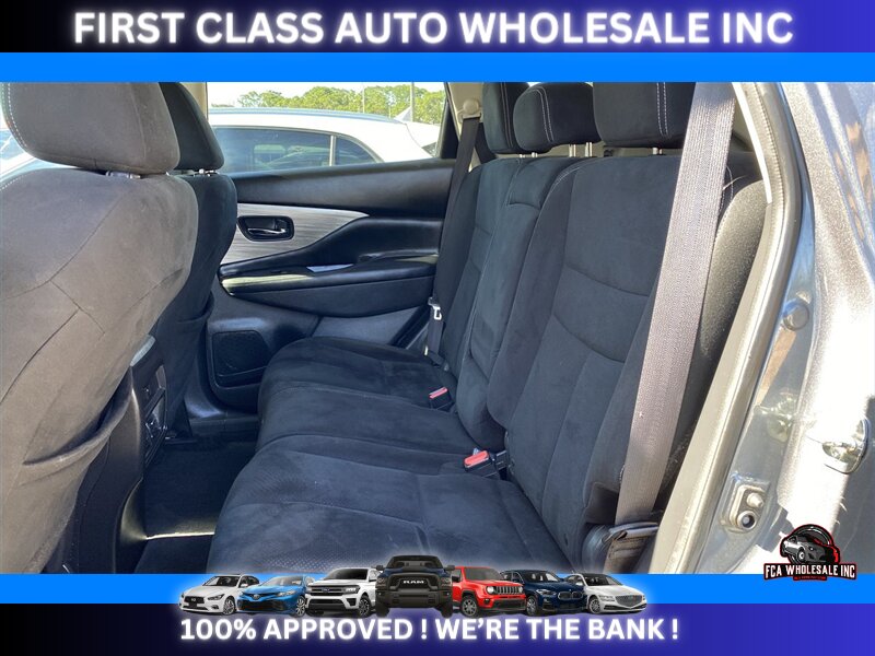 2018 Nissan Murano SV   - Photo 7 - Naples, FL 34112