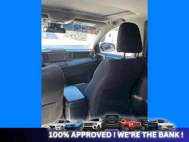 2017 Toyota RAV4 XLE   - Photo 7 - Naples, FL 34112