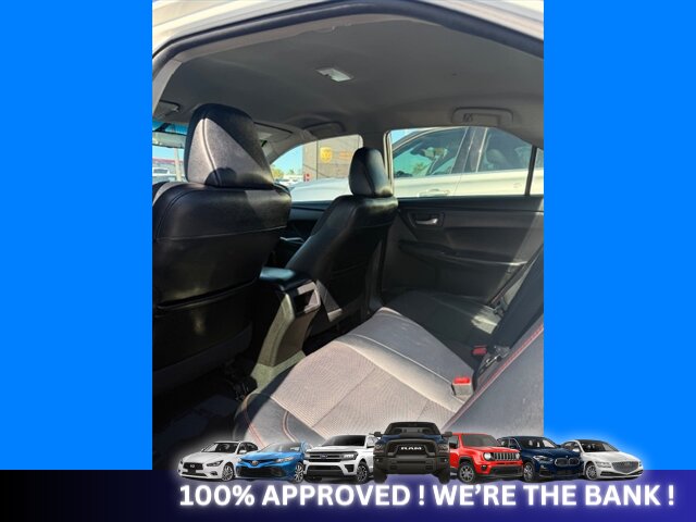 2016 Toyota Camry SE - Photo 7 - Naples, FL 34112