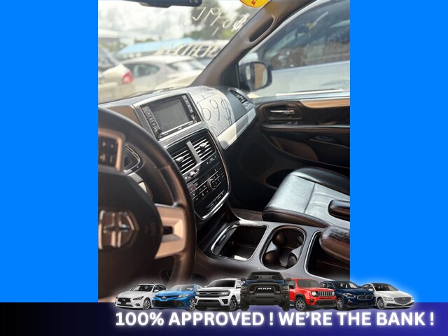 2017 Dodge Grand Caravan GT - Photo 7 - Naples, FL 34112