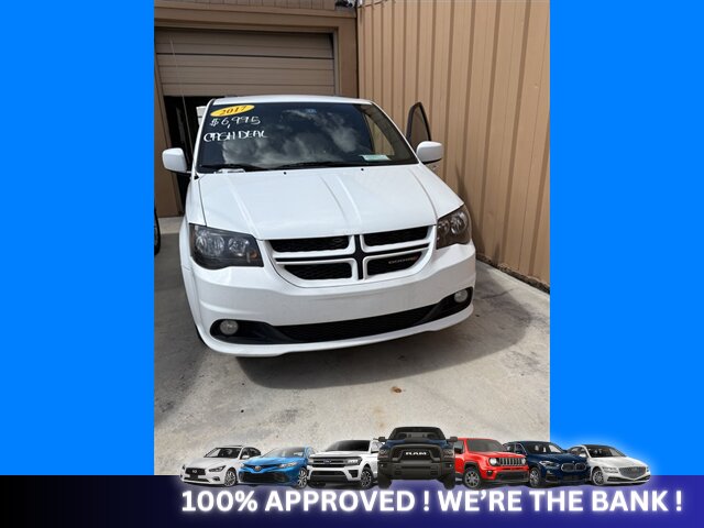 2017 Dodge Grand Caravan GT - Photo 5 - Naples, FL 34112