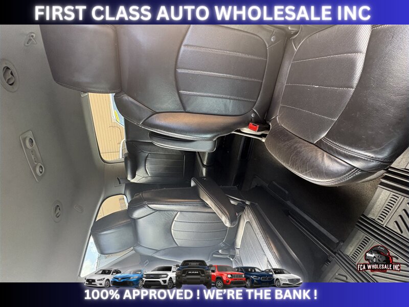 2014 Buick Enclave Leather   - Photo 12 - Naples, FL 34112