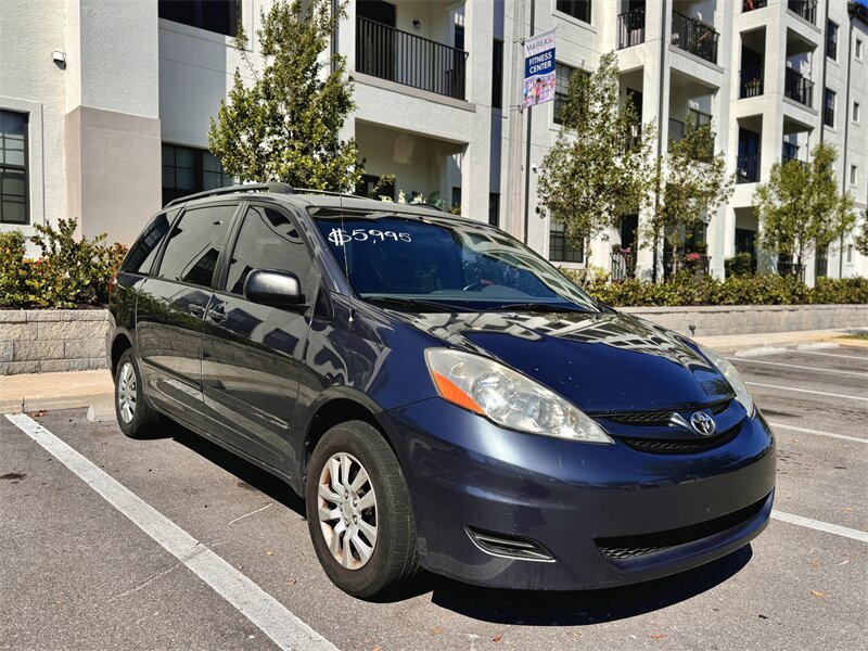 2006 Toyota Sienna CE 7 Passenger   - Photo 7 - Naples, FL 34112