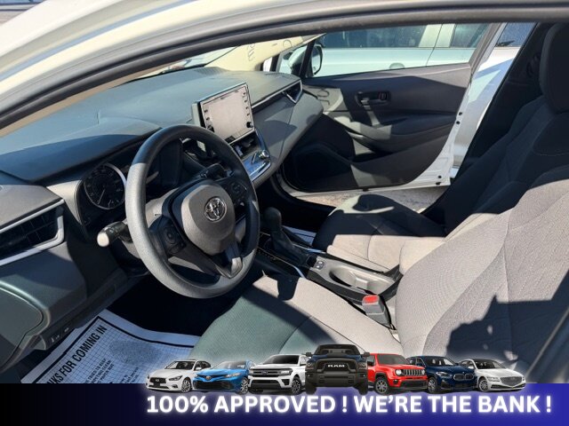 2022 Toyota Corolla LE   - Photo 3 - Naples, FL 34112