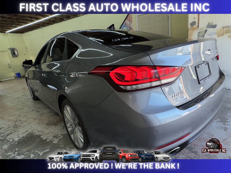 2015 Hyundai Genesis 5.0L   - Photo 6 - Naples, FL 34112