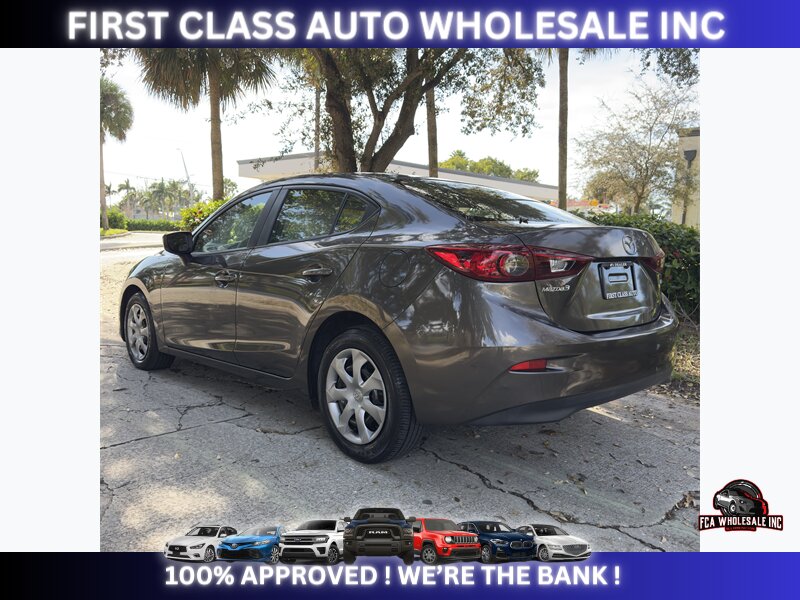 2014 Mazda Mazda3 i Sport   - Photo 8 - Naples, FL 34112