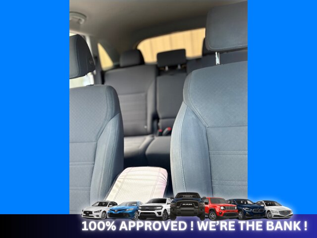 2017 Kia Sorento L - Photo 4 - Naples, FL 34112