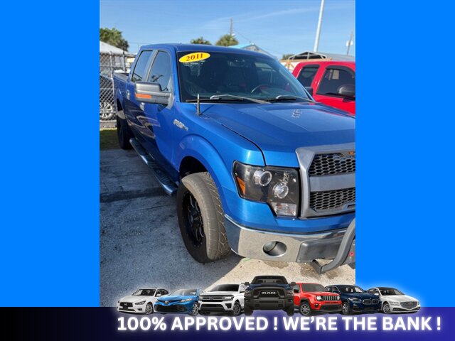 2011 Ford F-150 Crew Cab XLT 3.7L V6 - Photo 3 - Naples, FL 34112